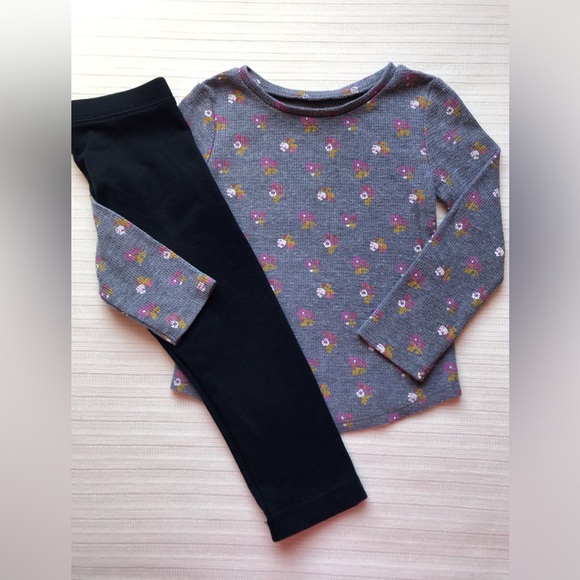 Old Navy Toddler Girl Outfit Size 2T - Picture 6 of 10